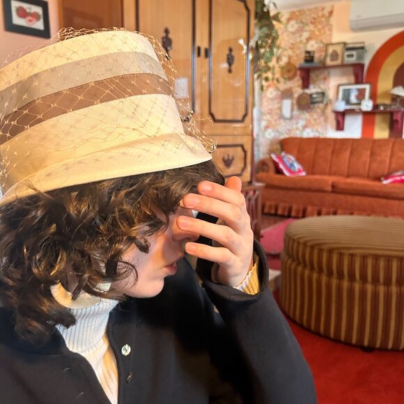 1960s peach basket MOD brown and grey striped birdcage veil hat - made in the us - Picture 2 of 14